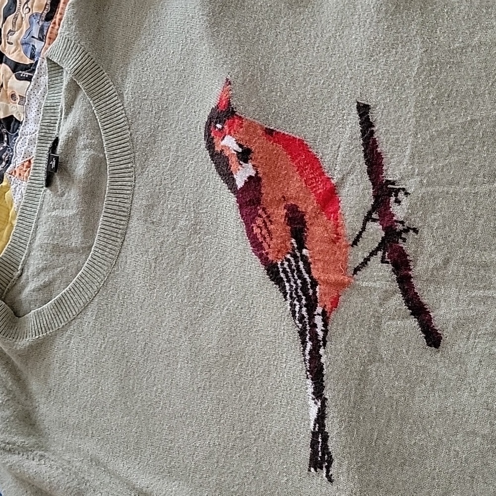 Women's sweater